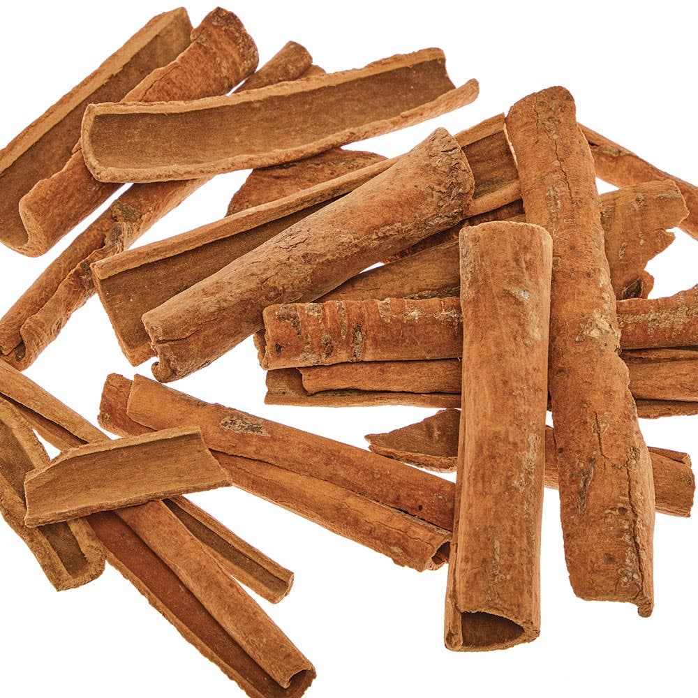 Cinnamon Sticks (Per pack) Approx 25 Sticks, Pack of 125g, Varying Sizes & Colour, Natural Craft Materials
